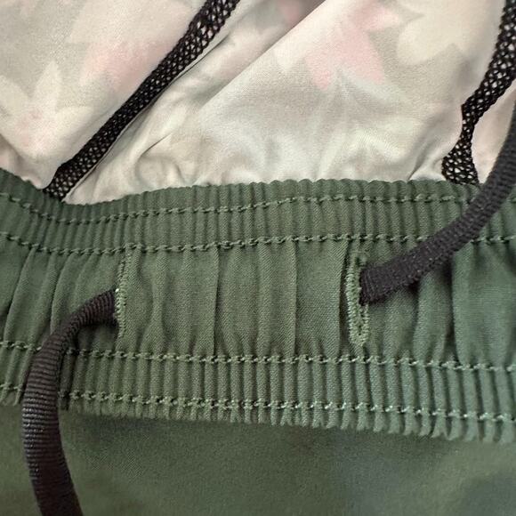 Chubbies Swim Shorts Trunks Men S Green 5.5" Lined Classic Swim Quick Dry Pocket - Picture 6 of 7